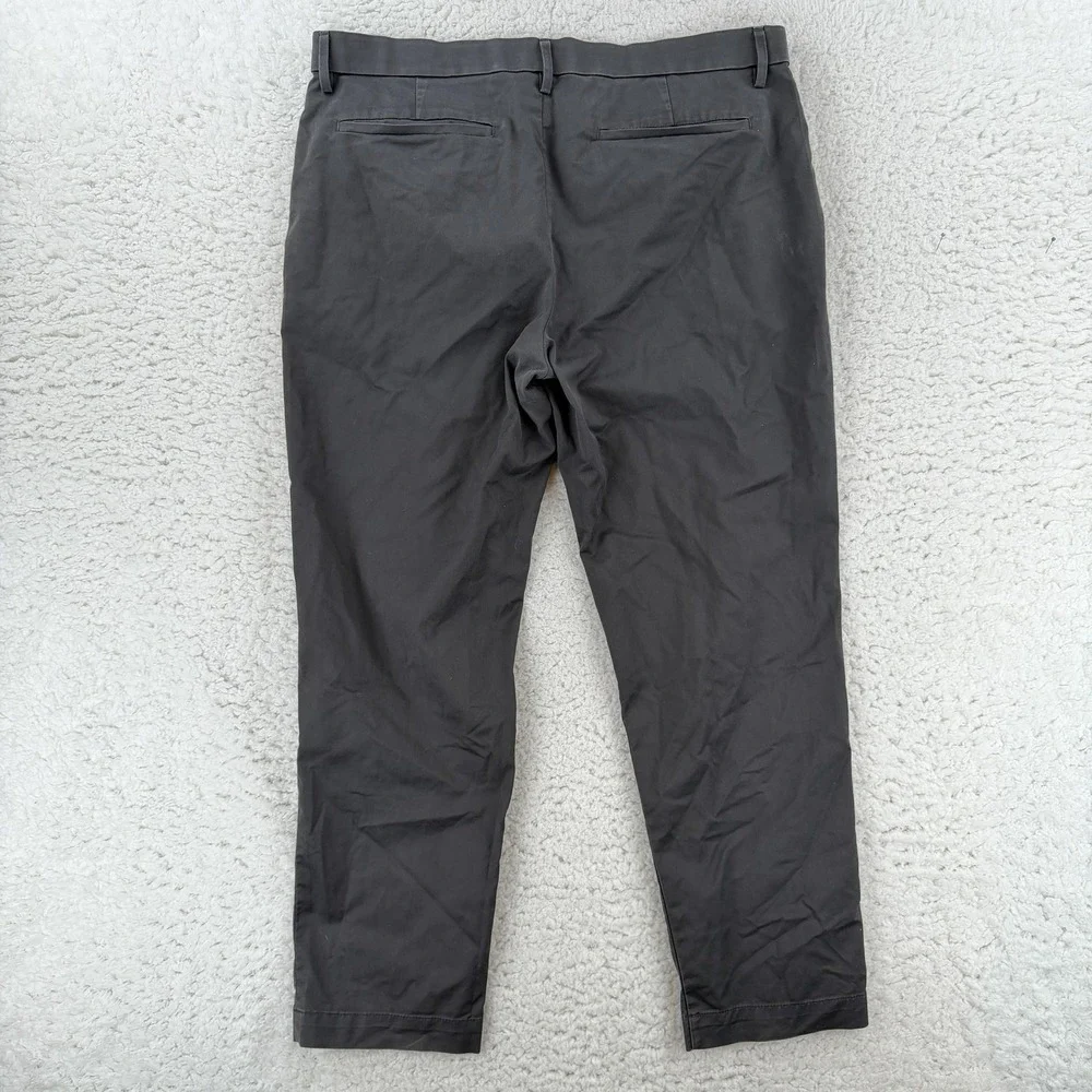 Banana Republic Chino Pants Mens 36x30 Gray Slim Fit Stretch Core Temp 603132-01